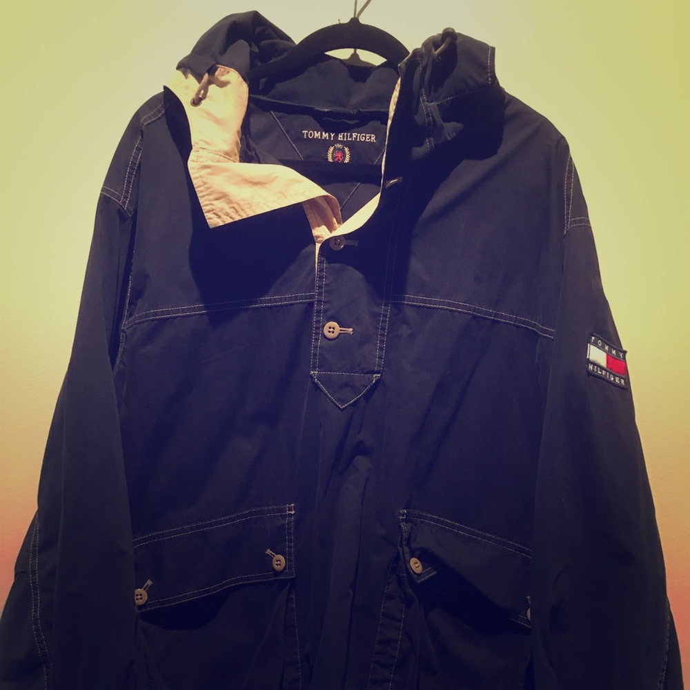 Vintage Tommy Hilfiger Pullover - A Classic!